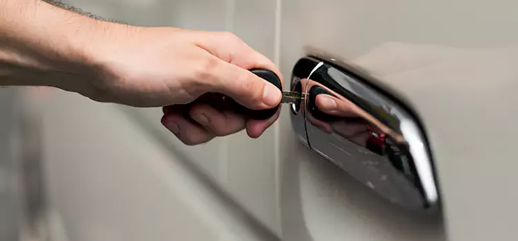 Why Choose Our Auto Locksmith Team in Dickinson, TX?